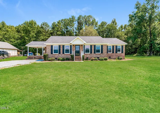 1st image of 6466 Minnie Hall Rd, Roseboro, NC 28382 | MLS# 10186634