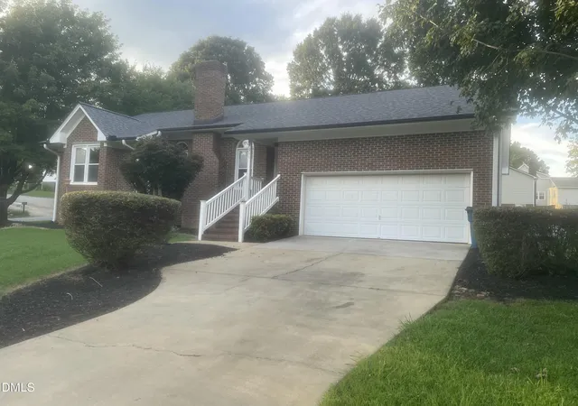 2nd image of 911 S Ridge Rd, Burlington, NC 27217 | MLS# 10186659