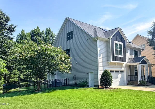 2nd image of 543 Dairy Glen Rd, Chapel Hill, NC 27516 | MLS# 10187254