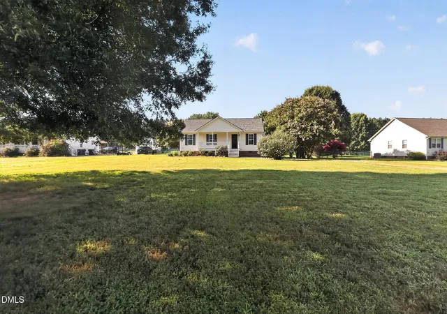 Photo 2 of Single family home for sale at 116 Little River Dr, Zebulon, NC 27597 | MLS# 10186681 | Listing updated on 2026-08-15