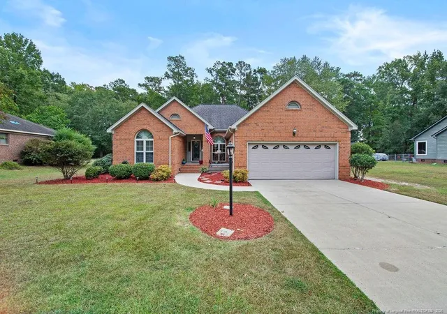 Photo 1 of Single family home for sale at 4030 Manchester Ln, Lumberton, NC 28360 | MLS# 767810 | Listing updated on 2026-08-16