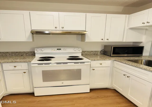 Listing Photo 4 - Condo for sale in building located at 708 Martin Luther King Jr Blvd, Chapel Hill, NC 27514 - Unit #E-14
