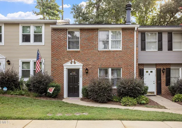 Photo 1 of Sale Pending at 7728 Crown Crst Ct, Raleigh, NC 27615 | MLS# 10186761 | Listing updated on 2026-08-31