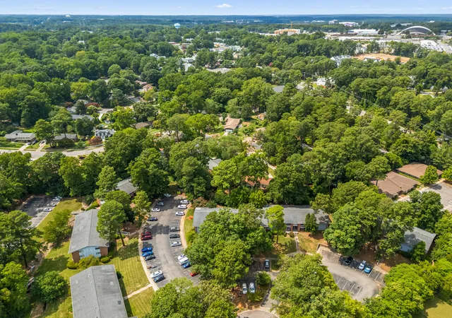 2nd image of 1008 Sandlin Pl, Raleigh, NC 27606