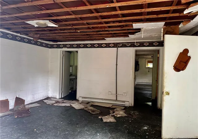 Photo 12 of Single family home for sale at 1130 W New Hampshire Ave, Southern Pines, NC 28387 | MLS# 767419 | Listing updated on 2026-08-24