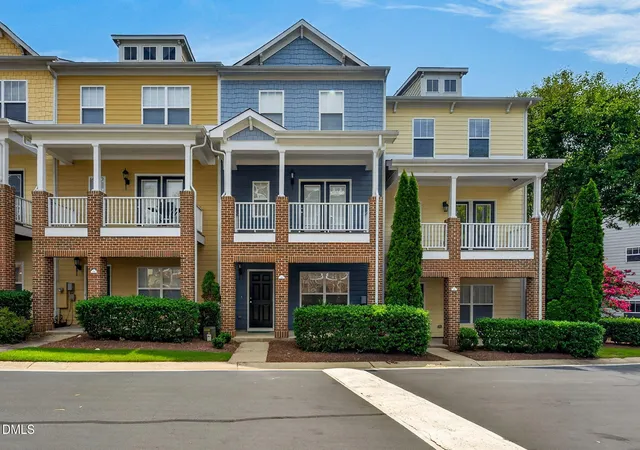 1st image of 315 Kinellan Ln, Cary, NC 27519 | MLS# 10186884