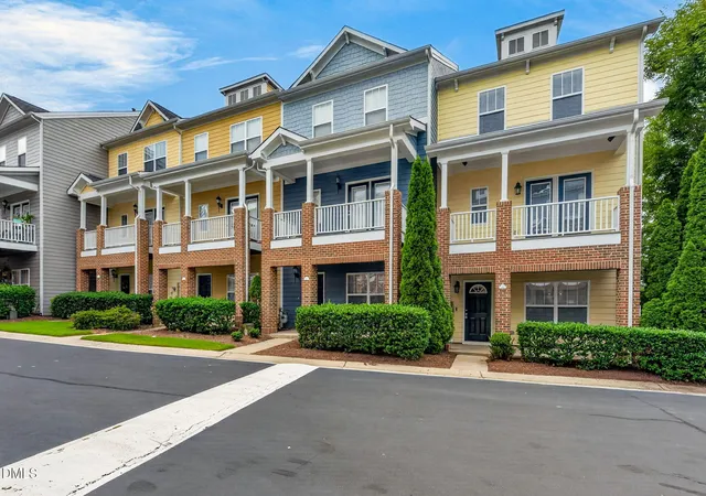 4th image of 315 Kinellan Ln, Cary, NC 27519 | MLS# 10186884