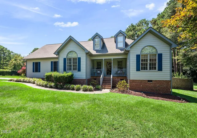 2nd image of 400 La Vista Ct, Benson, NC 27504 | MLS# 10187785