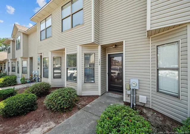2nd image of 149 Aloha Dr, Fayetteville, NC 28311 | MLS# 767798