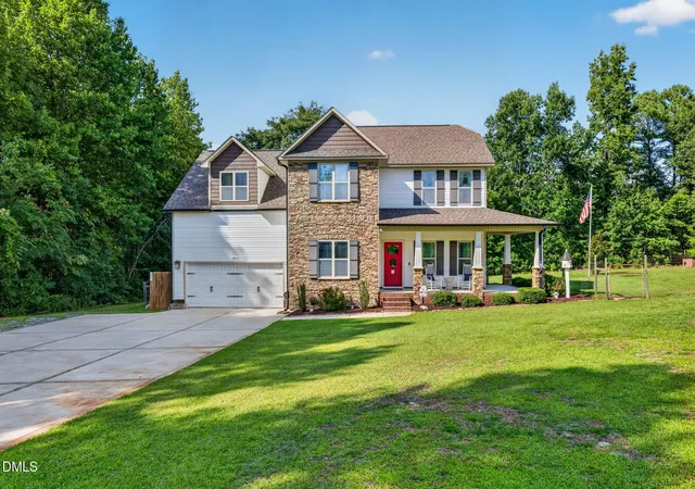 3rd image of 176 Plainview Point Dr, Angier, NC 27501 | MLS# 10187427