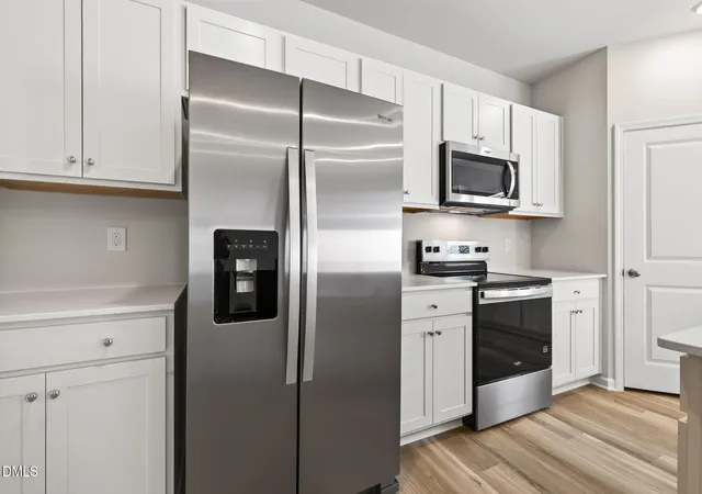 Photo 5 of Townhouse for sale at 414 Barrington Key Dr, Zebulon, NC 27597 | MLS# 10186734 | Listing updated on 2026-09-05