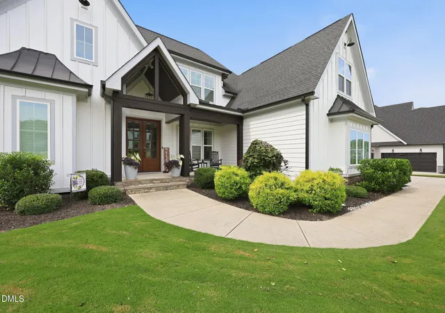 4th image of 8305 Prescott Mnr Wy, Wake Forest, NC 27587 | MLS# 10186764