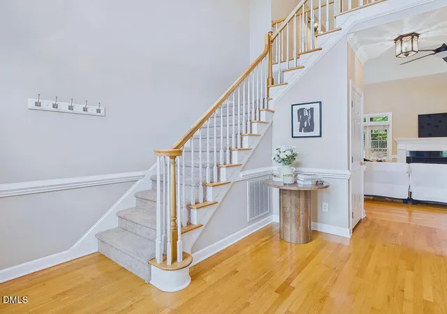 3rd image of 104 Carric Bend Ct, Cary, NC 27519 | MLS# 10187405