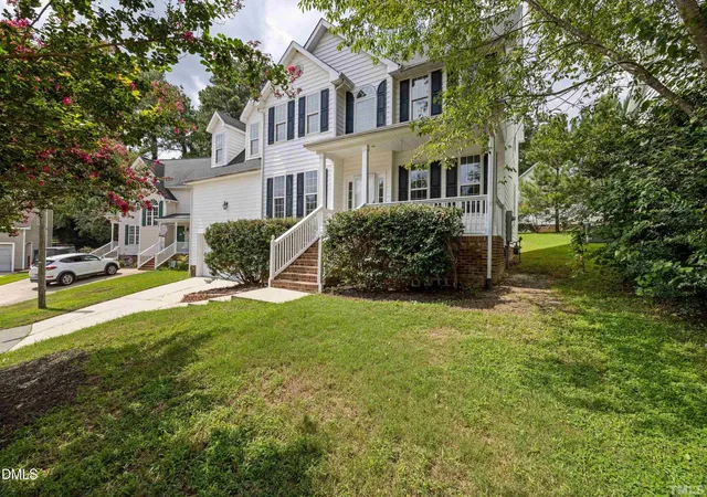 Photo 3 of Single family home for sale at 3209 Livia Cir, Raleigh, NC 27604 | MLS# 10189143 | Listing updated on 2026-08-27
