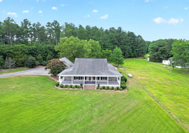 2nd image of 102 Bartholomew Rd, Louisburg, NC 27549 | MLS# 10186748
