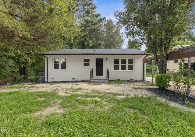 2nd image of 2001 Walnut St, Durham, NC 27705 | MLS# 10186794
