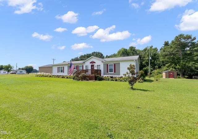 Photo 3 of Manufactured home for sale at 7810 Mount Pleasant Rd, Willow Spring, NC 27592 | MLS# 10186790 | Listing updated on 2026-09-21