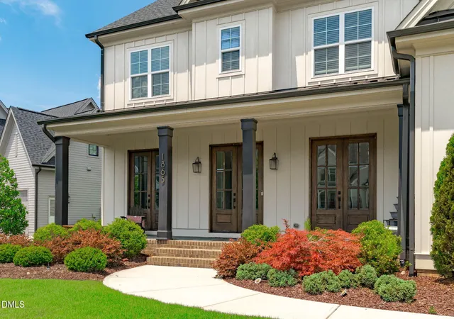 Photo 3 of Single family home for sale at 1865 Elderbank Dr, Apex, NC 27502 | MLS# 10187179 | Listing updated on 2026-08-19