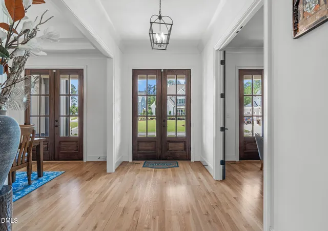 Photo 5 of Single family home for sale at 1865 Elderbank Dr, Apex, NC 27502 | MLS# 10187179 | Listing updated on 2026-08-19