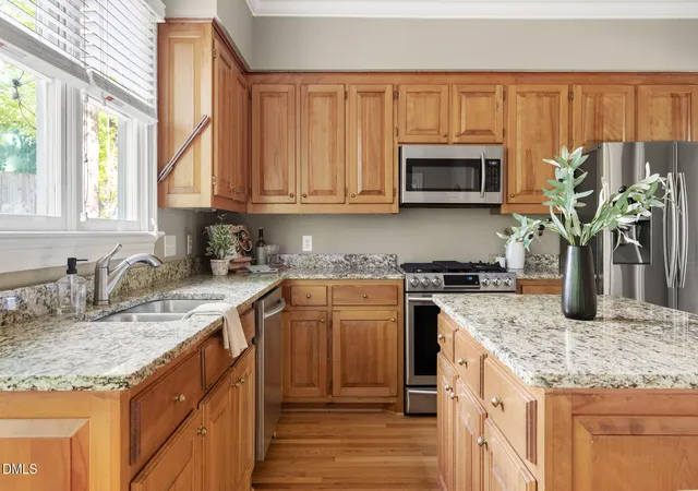 4th image of 2204 Meade Ln, Durham, NC 27707 | MLS# 10187331
