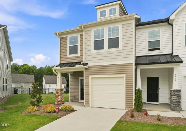 Photo 3 of Townhouse for sale at 4917 Caddis Bnd, Raleigh, NC 27604 | MLS# 10186826 | Listing updated on 2026-09-10