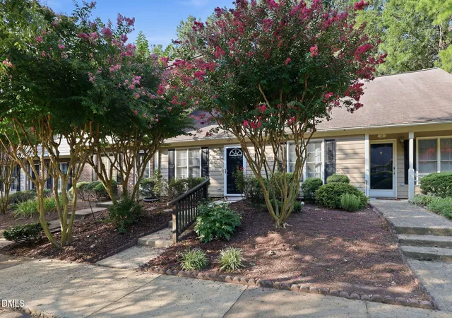 1st image of 4 Crystal Oaks Ct, Durham, NC 27707 | MLS# 10187936