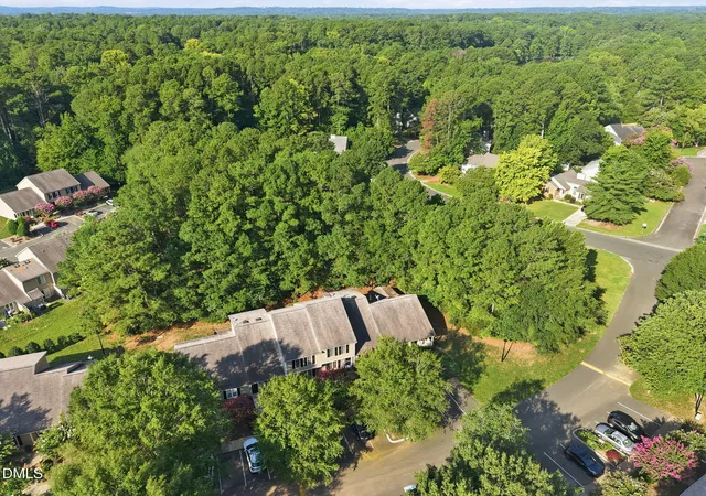 39th image of 4 Crystal Oaks Ct, Durham, NC 27707 | MLS# 10187936