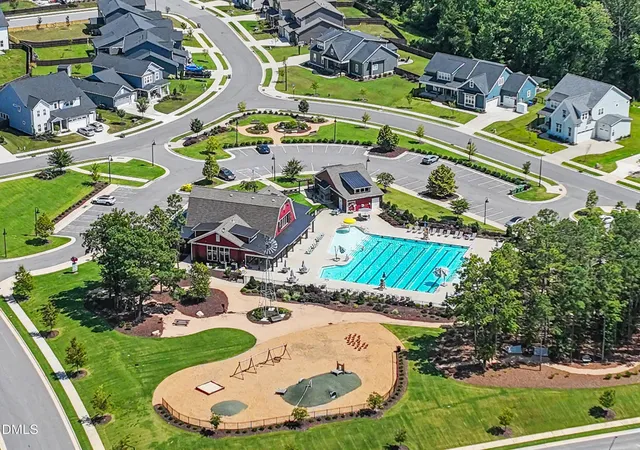 Photo 3 of Single family home for sale at 80 Windchime Ct, Fuquay Varina, NC 27526 | MLS# 10187190 | Listing updated on 2026-09-21