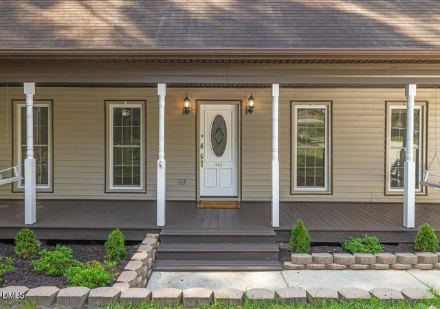 4th image of 424 Newburgh Dr, Fayetteville, NC 28311 | MLS# 10187795