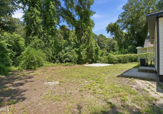 Photo 3 of Single family home for sale at 310 Braswell St, Rocky Mount, NC 27804 | MLS# 10189347 | Listing updated on 2026-08-28