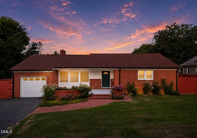 1st image of 442 Pearl St, Henderson, NC 27536 | MLS# 10186883