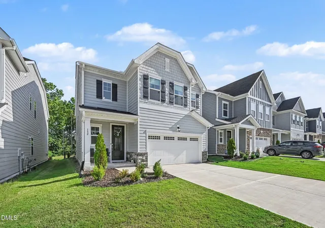 3rd image of 132 Fairport Ln, Apex, NC 27539 | MLS# 10187321