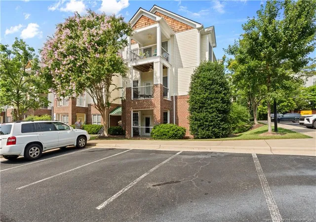 2nd image of 900 Canenaugh Dr #101, Raleigh, NC 27604 | MLS# 767861