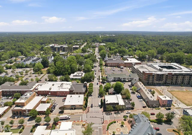 2nd image of 1305 Granholm Rd, Cary, NC 27519