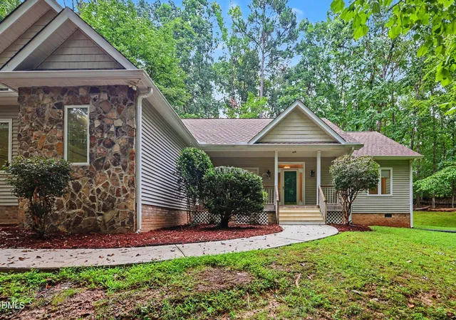 1st image of 508 Gentry Ln, Hillsborough, NC 27278 | MLS# 10187166