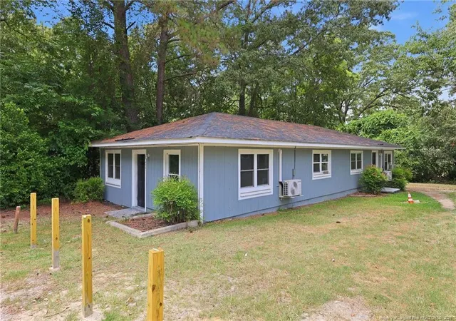 3rd image of 425 Squirrel St, Fayetteville, NC 28303 | MLS# 767869