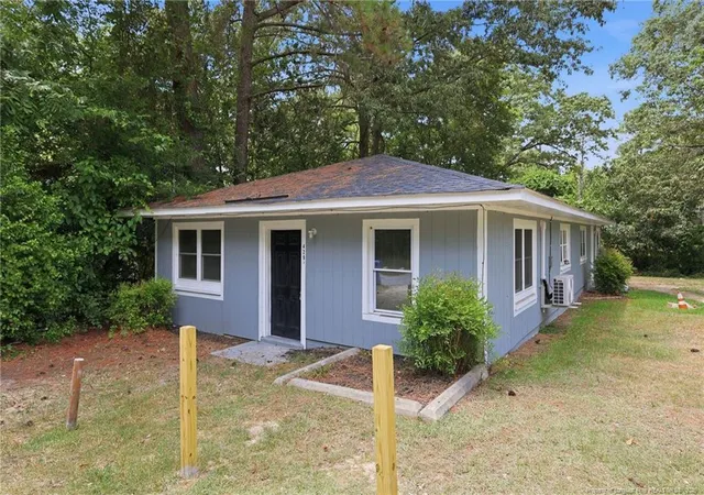 4th image of 425 Squirrel St, Fayetteville, NC 28303 | MLS# 767869