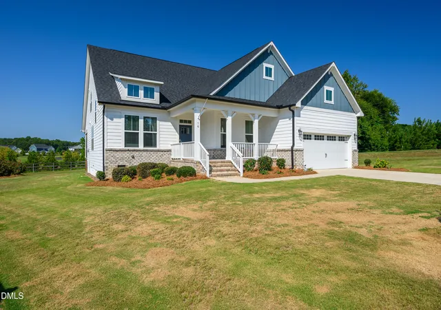 Photo 3 of Single family home for sale at 16 Blue Monarch Ln, Fuquay Varina, NC 27526 | MLS# 10189190 | Listing updated on 2026-09-28