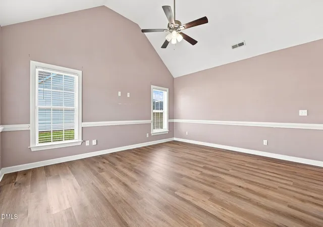 2nd image of 3721 Tifgreen Dr, Greenville, NC 27834 | MLS# 10187490