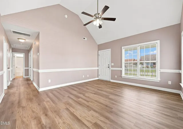 3rd image of 3721 Tifgreen Dr, Greenville, NC 27834 | MLS# 10187490