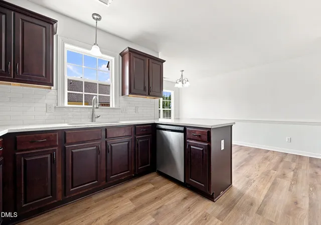 5th image of 3721 Tifgreen Dr, Greenville, NC 27834 | MLS# 10187490