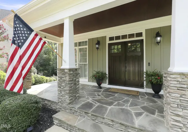 3rd image of 105 Bellagio Dr, Apex, NC 27539 | MLS# 10187524