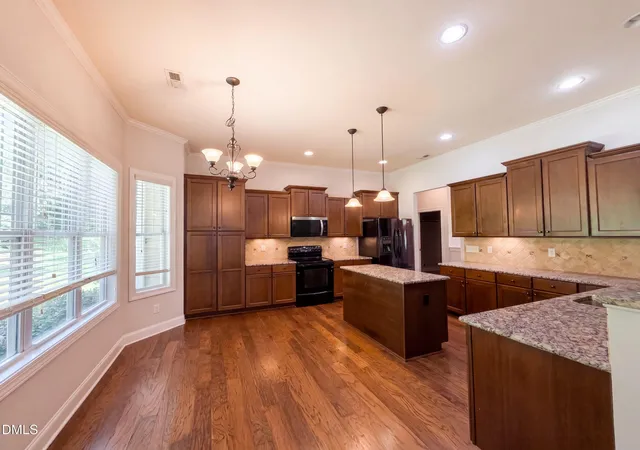 2nd image of 1788 Micahs Wy N, Spring Lake, NC 28390 | MLS# 10186897