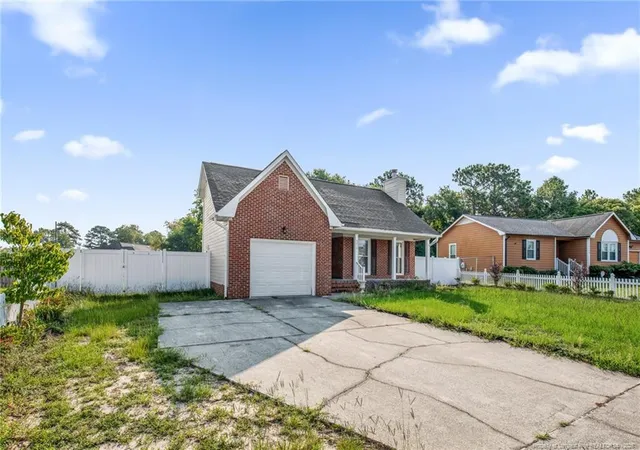 Photo 2 of Sale Pending at 5312 Thackeray Dr, Fayetteville, NC 28306 | MLS# 767833 | Listing updated on 2026-08-18
