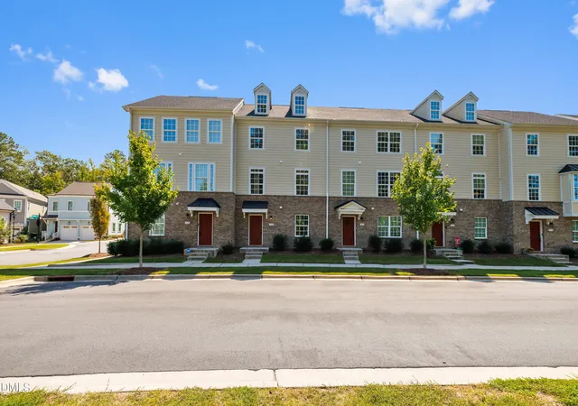 Photo 3 of Townhouse for sale at 1018 Kentlands Dr, Durham, NC 27713 | MLS# 10189170 | Listing updated on 2026-09-14
