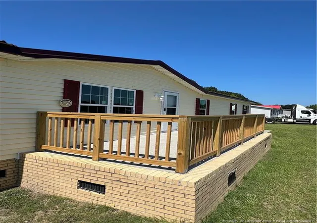Photo 2 of Manufactured home for sale at 314 Ralph Hunt Blvd, Orrum, NC 28369 | MLS# 767893 | Listing updated on 2026-08-27