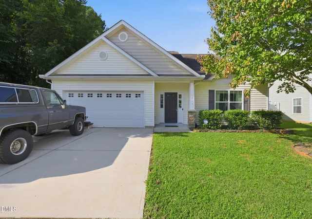 1st image of 1406 Copper Cir, Mebane, NC 27302 | MLS# 10187035