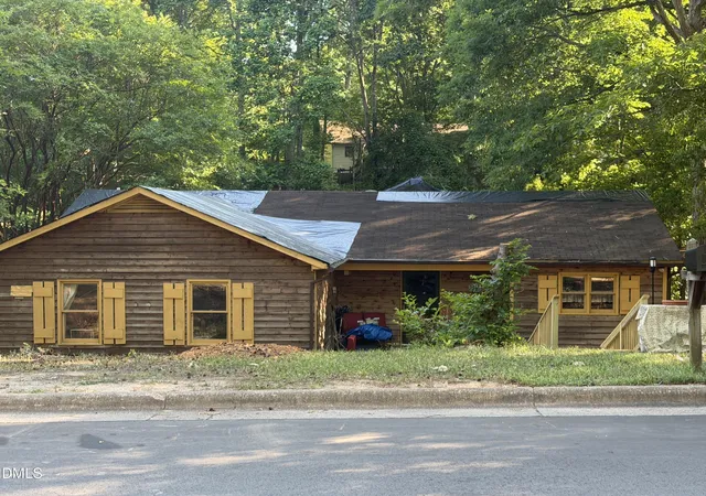 Photo 4 of Single family home for sale at 719 Madison Ave, Cary, NC 27513 | MLS# 10186969 | Listing updated on 2026-08-18