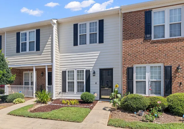 Photo 1 of Sale Pending at 43 Cheltenham Dr, Clayton, NC 27520 | MLS# 10186965 | Listing updated on 2026-09-02