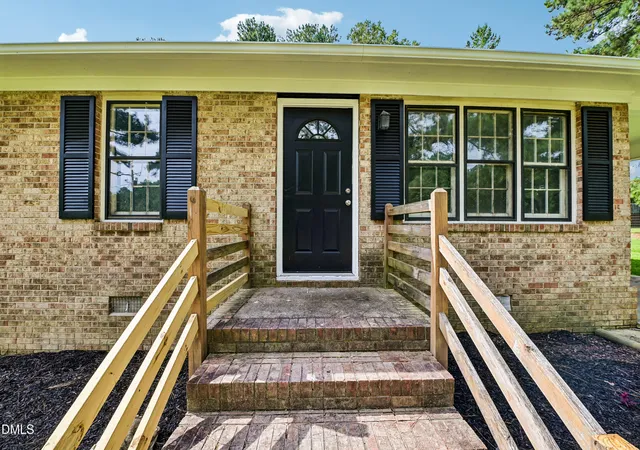 Photo 4 of Single family home for sale at 7724 Roberts Rd, Wendell, NC 27591 | MLS# 10187644 | Listing updated on 2026-09-24